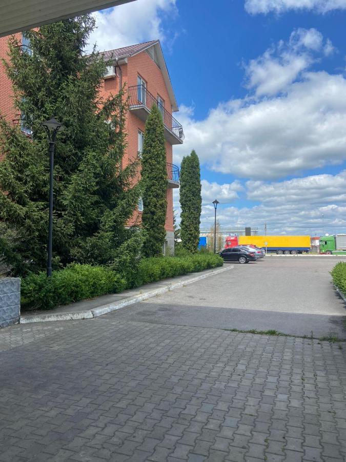 Готель Ягодин Starovoitove Eksteriør billede